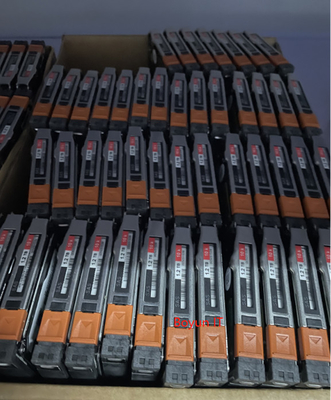 D3-2S10-1200 DELL EMC UNITY 1,2 To 10K 12 Go/s Disque dur SAS 2,5
