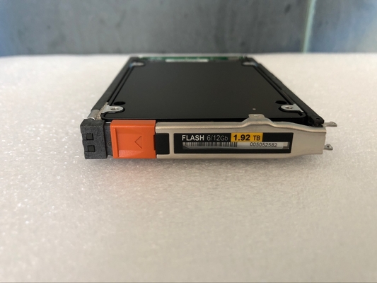 Disque transistorisé D4f-D2sfxl2-1920 1.92tb 12gb SAS 005053156 005053157 Dell Unity 380f
