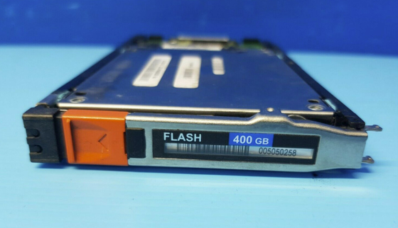 005050258 disque transistorisé 3,5 4G du stockage Vmax250f 400G de Tout-éclair de Dell Emc Vmax 250f 528 bps